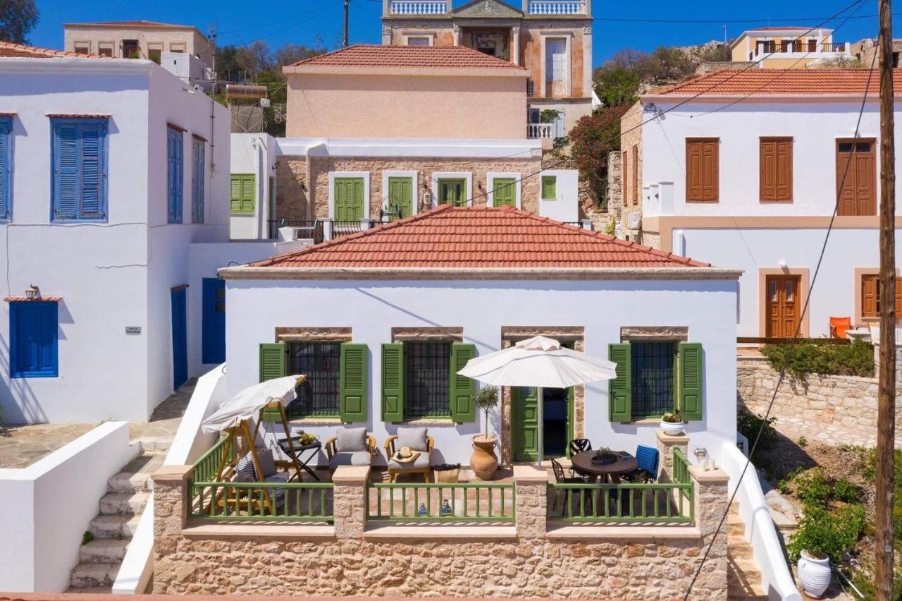 Muse Clio Villa Chalki Town Eksteriør bilde